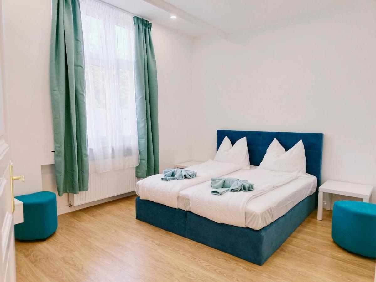 Ruyi Holiday Sopron Exterior foto