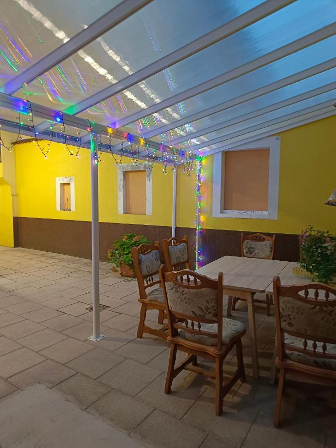 Ruyi Holiday Sopron Exterior foto