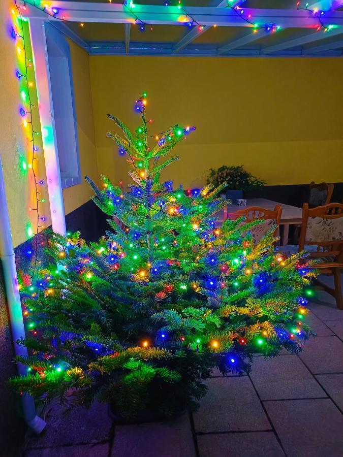 Ruyi Holiday Sopron Exterior foto