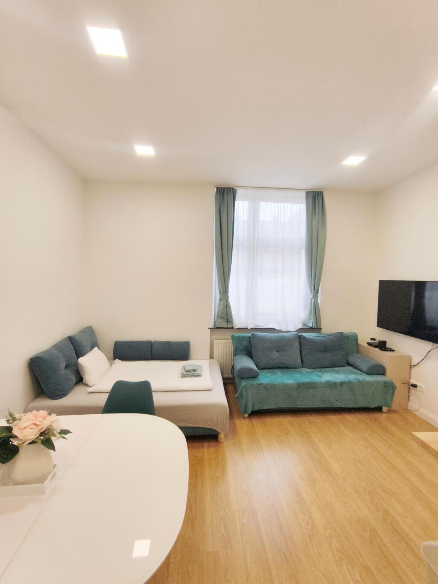 Ruyi Holiday Sopron Exterior foto